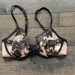 Victoria's Secret Dream Angels Demi Bra - new with tags